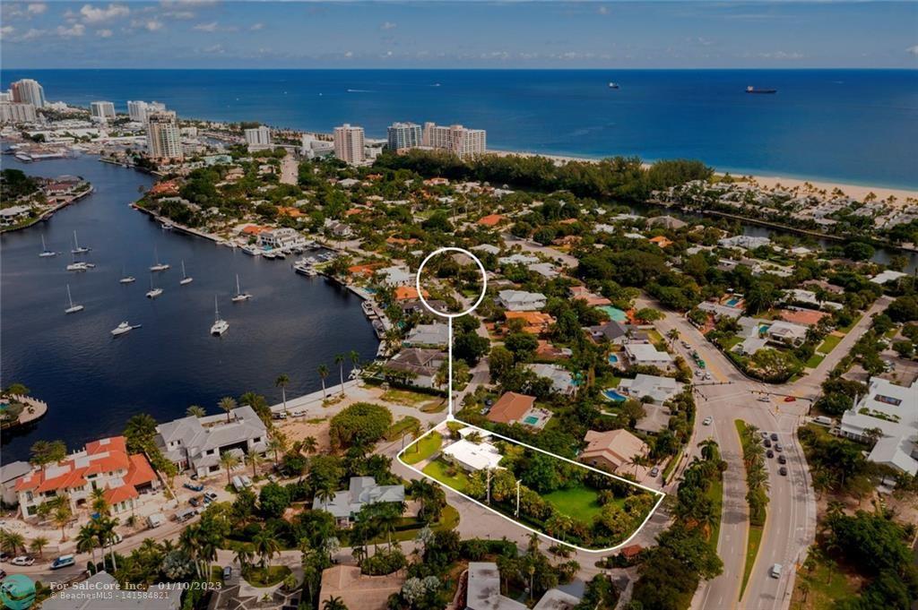 Photo of 1626 E Lake Dr in Fort Lauderdale, FL