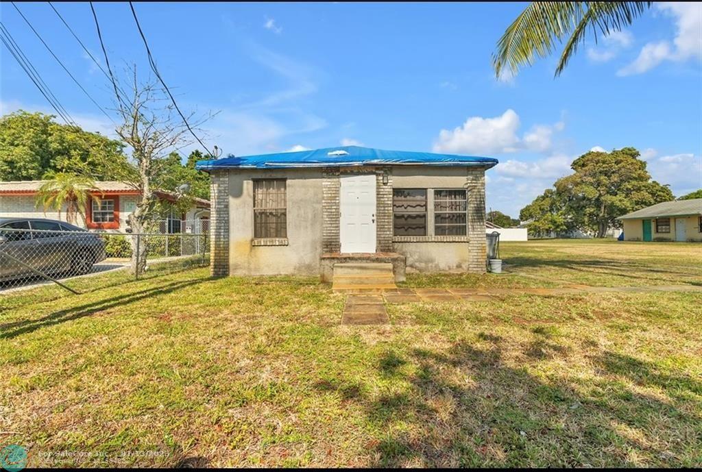 Photo of 621 NW 15th Ave in Pompano Beach, FL