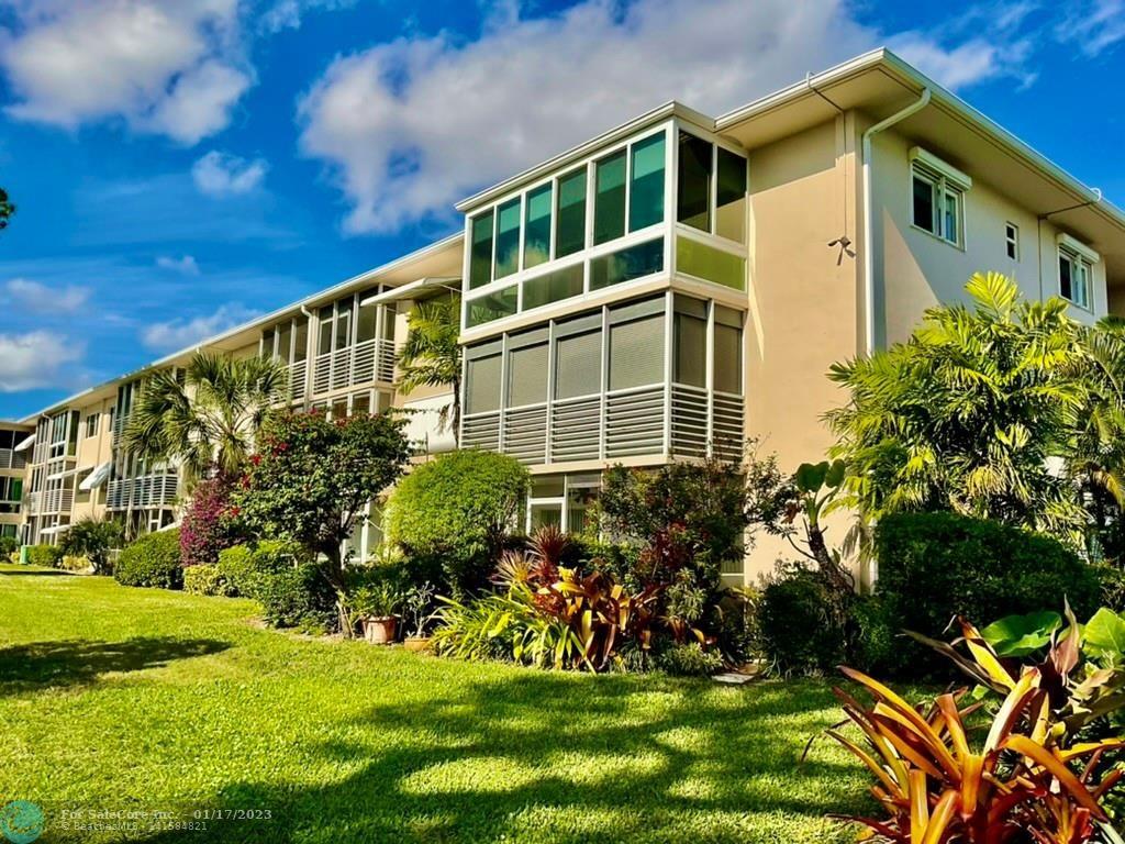 Photo of 2562 Garden Dr #303 in Lake Worth Beach, FL