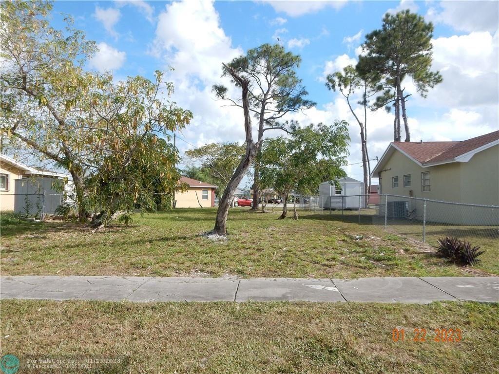 Photo of 00000 Dunbar Dr in Miami, FL