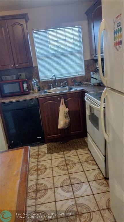 Photo of 4101 NW 26th St #267 in Lauderhill, FL