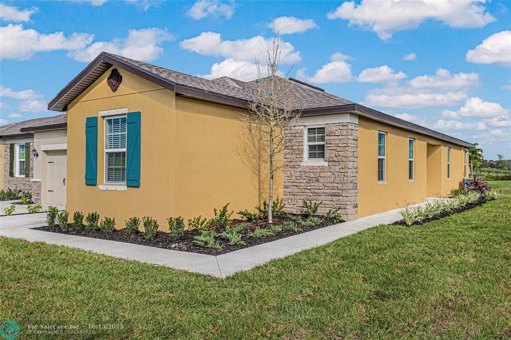Photo of 5110 Gladness Ct in Fort Pierce, FL