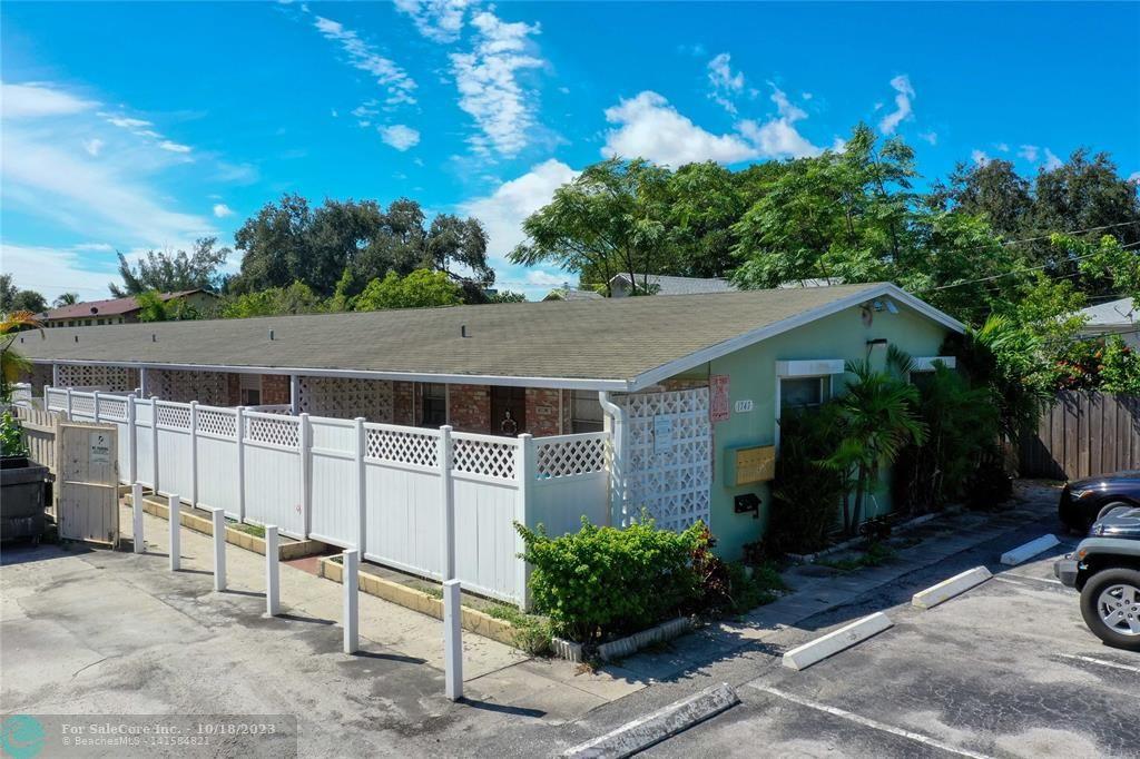 Photo of 1747 4th Ave in Lake Worth Beach, FL