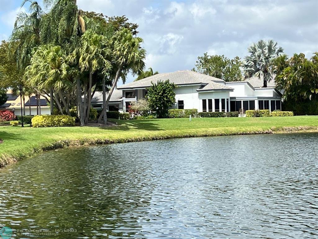 Photo of 10126 Spyglass Wy in Boca Raton, FL