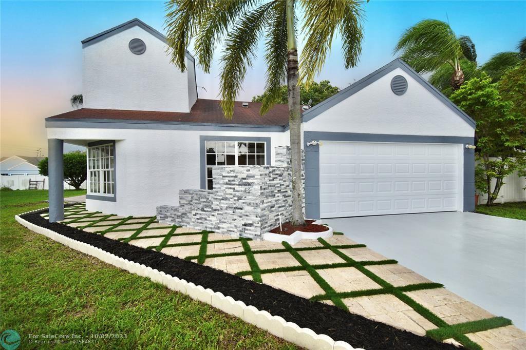 Photo of 23221 Bentley Pl in Boca Raton, FL