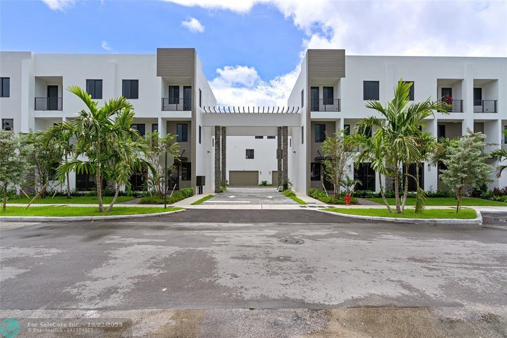 Photo of 420 SE 12th Ct 420 in Fort Lauderdale, FL