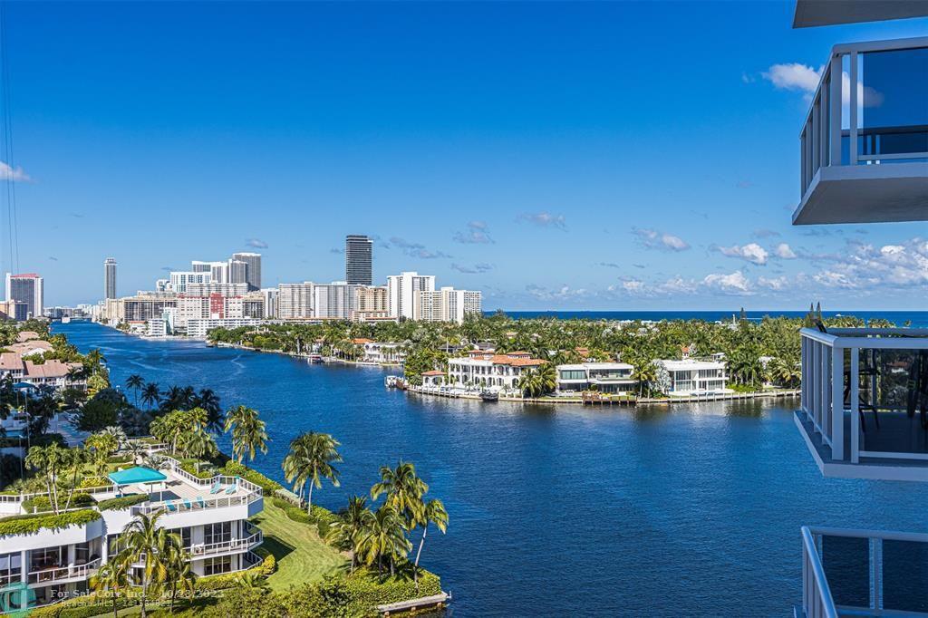 Photo of 20515 E Country Club Dr 1042 in Aventura, FL