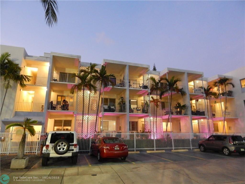 Photo of 641 SE Espanola Wy 7 in Miami Beach, FL