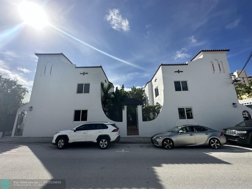 Photo of 322 Monroe St 10 in Hollywood, FL