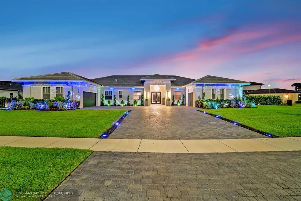 Photo of 1880 Meadows Dr in Davie, FL