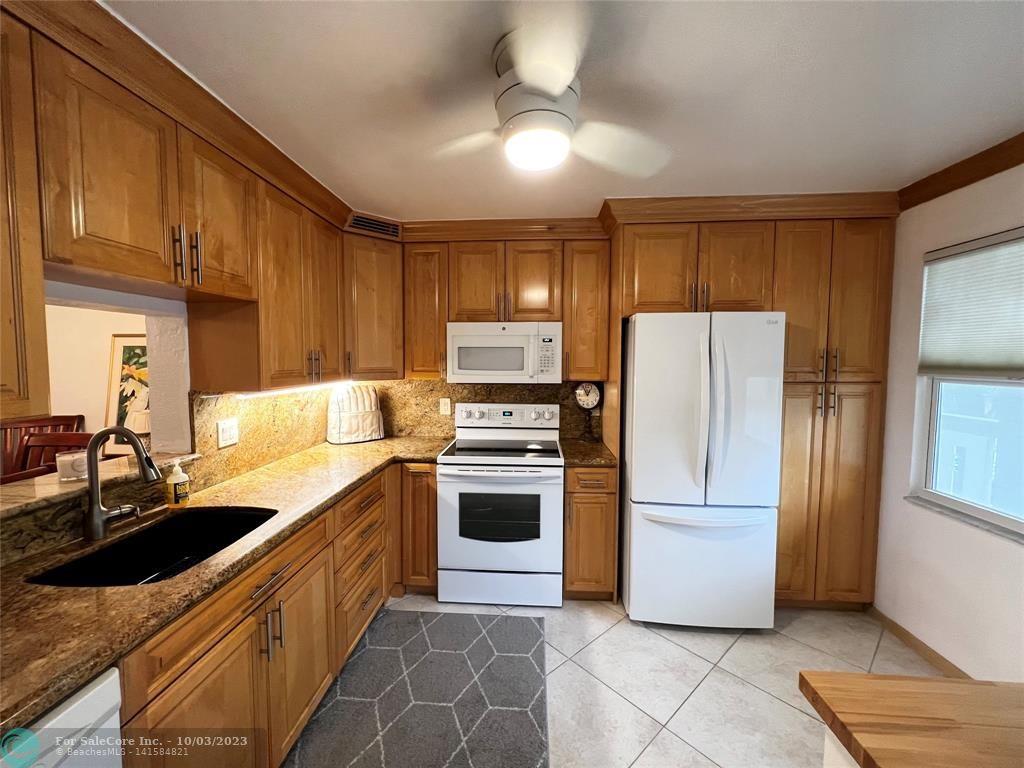 Photo of 3203 Portofino Pt H2 in Coconut Creek, FL