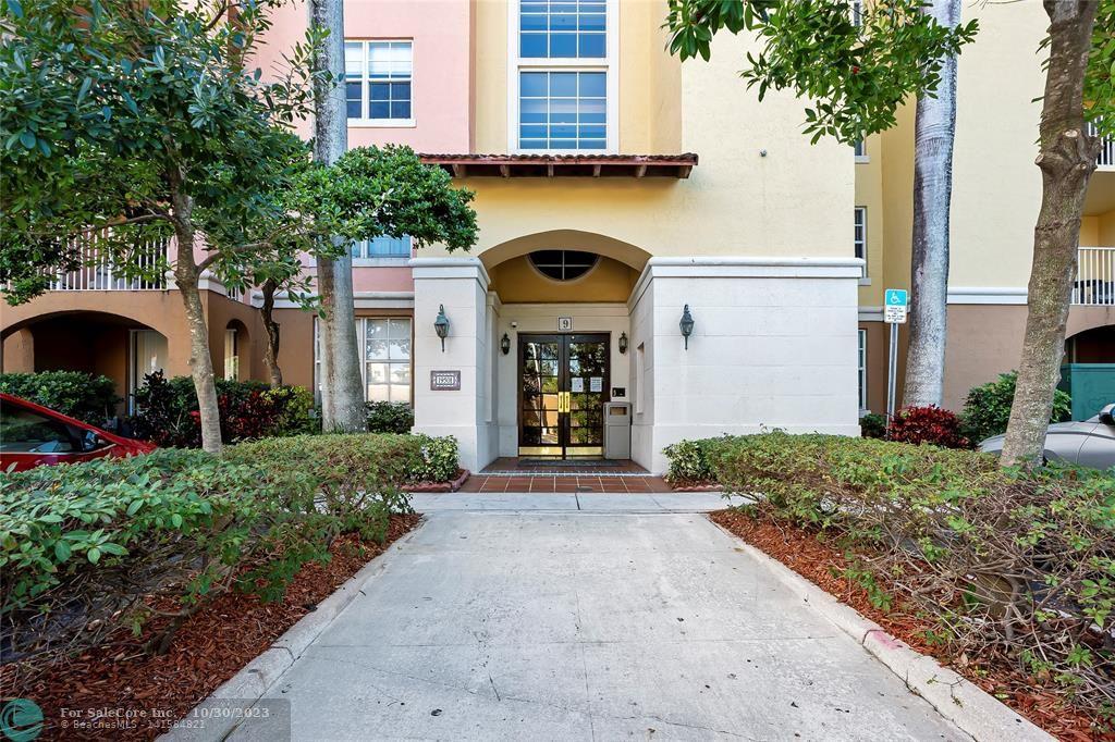 Photo of 19501 E Country Club Dr 9102 in Aventura, FL