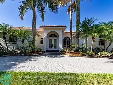 Photo of 16650 SW 67th Pl in Southwest Ranches, FL