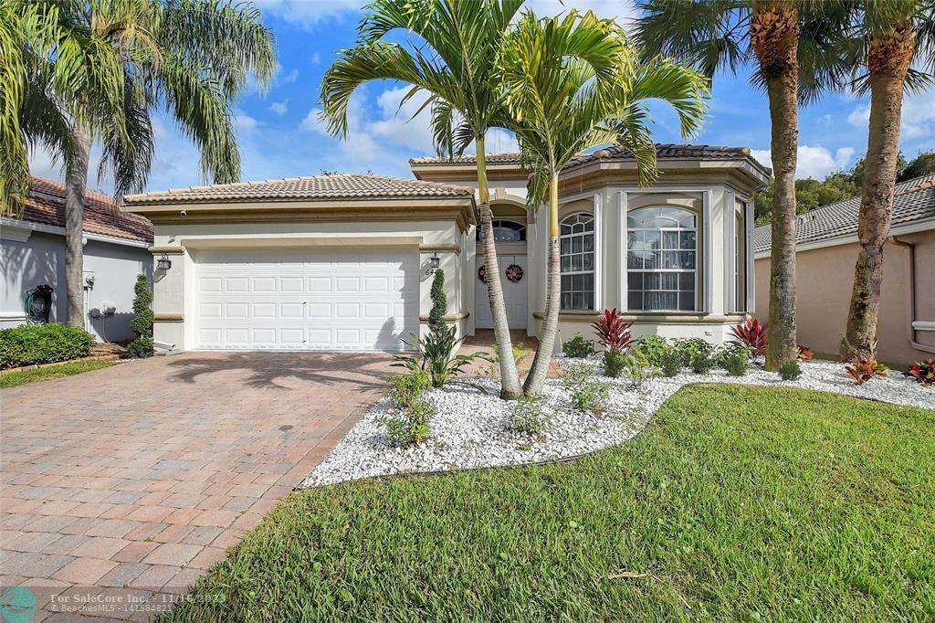 Photo of 6448 Via Primo St in Lake Worth, FL