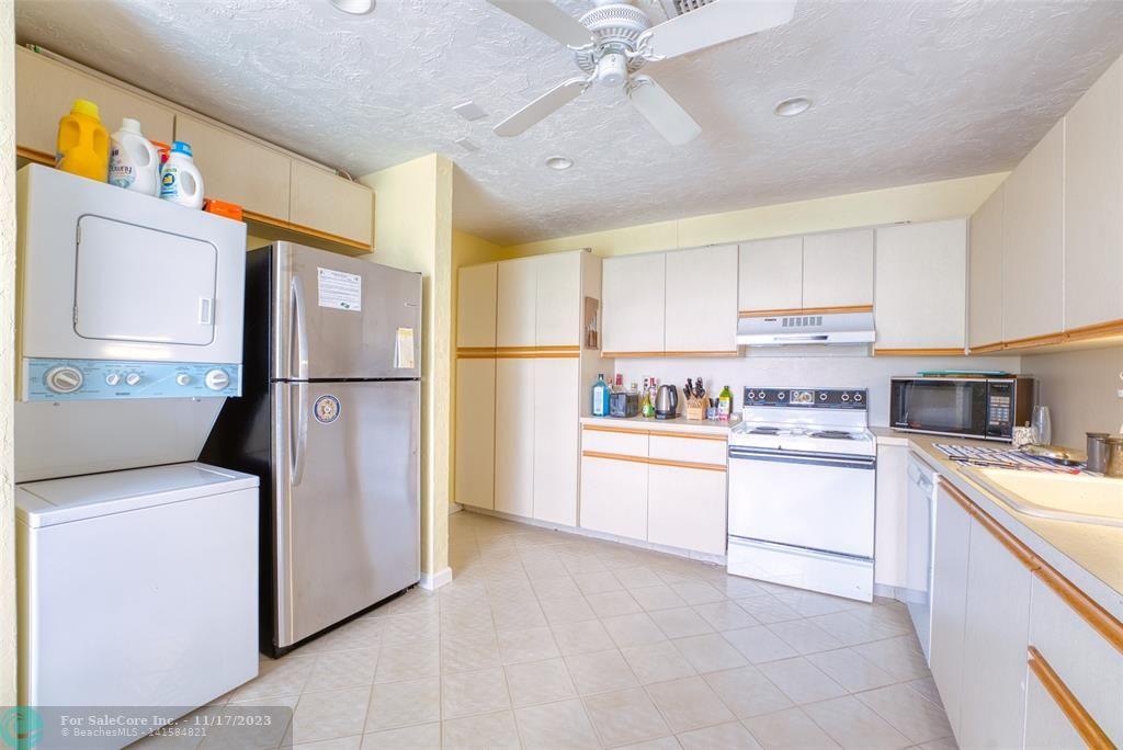 Photo of 1541 NW 18th Ave 101 in Delray Beach, FL
