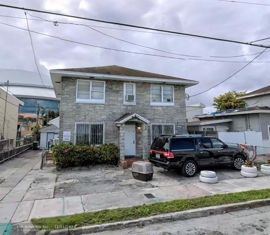 Photo of 530 NW 13th Ave in Miami, FL