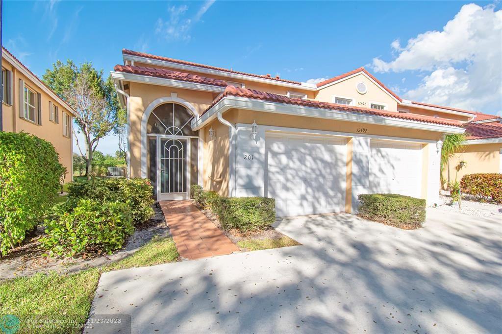 Photo of 12492 Crystal Pointe Dr 201 in Boynton Beach, FL