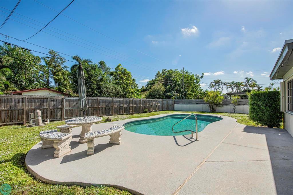 Photo of 1105 N 31st Ct in Hollywood, FL