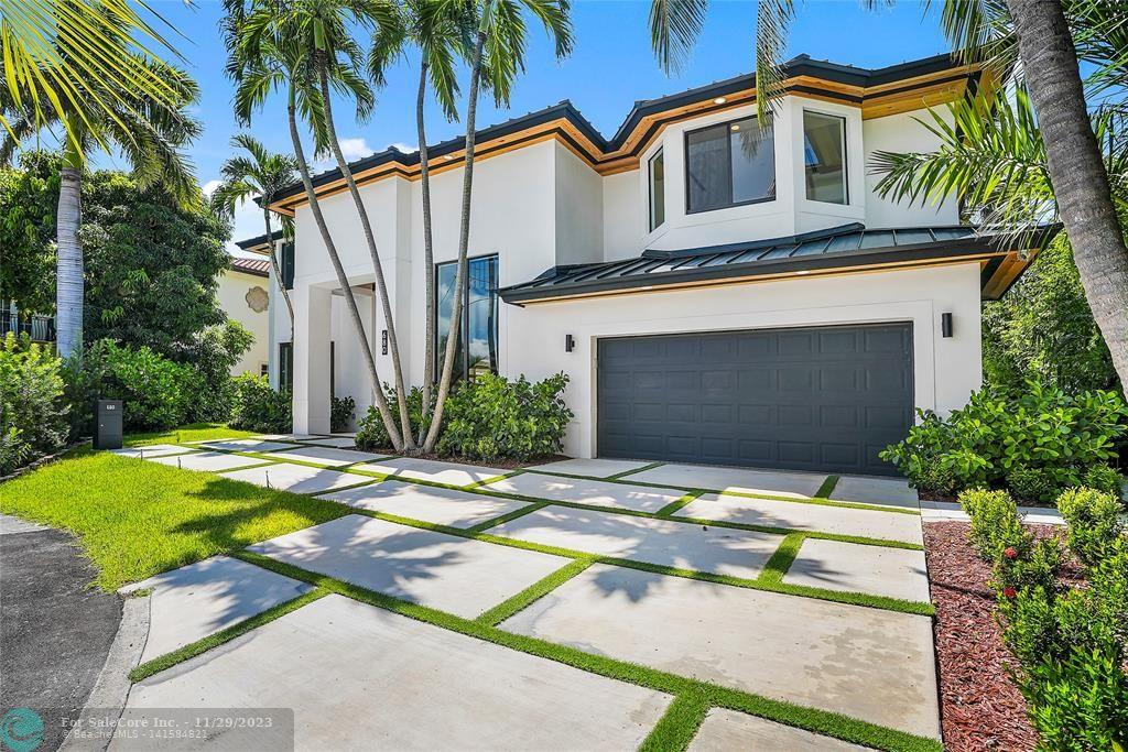 Photo of 680 NE 29th Pl in Boca Raton, FL