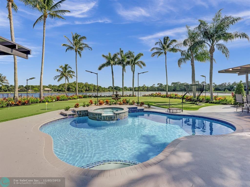 Photo of 4589 Hunting Trl in Lake Worth, FL