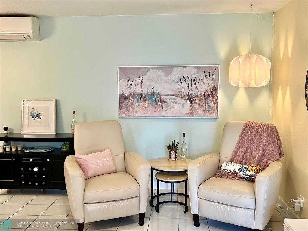 Photo of 160 NE 8th Ave 2A in Hallandale Beach, FL