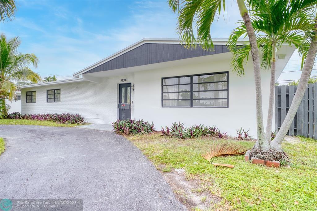 Photo of 21000 Highland Lakes Blvd in Aventura, FL