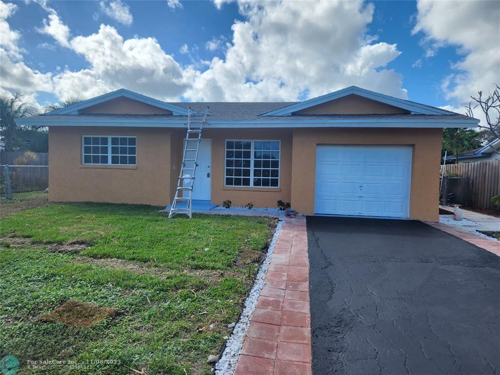 Photo of 6601 NW 33rd Wy in Fort Lauderdale, FL