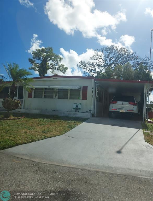 Photo of 4198 2nd Ct in Lake Worth, FL