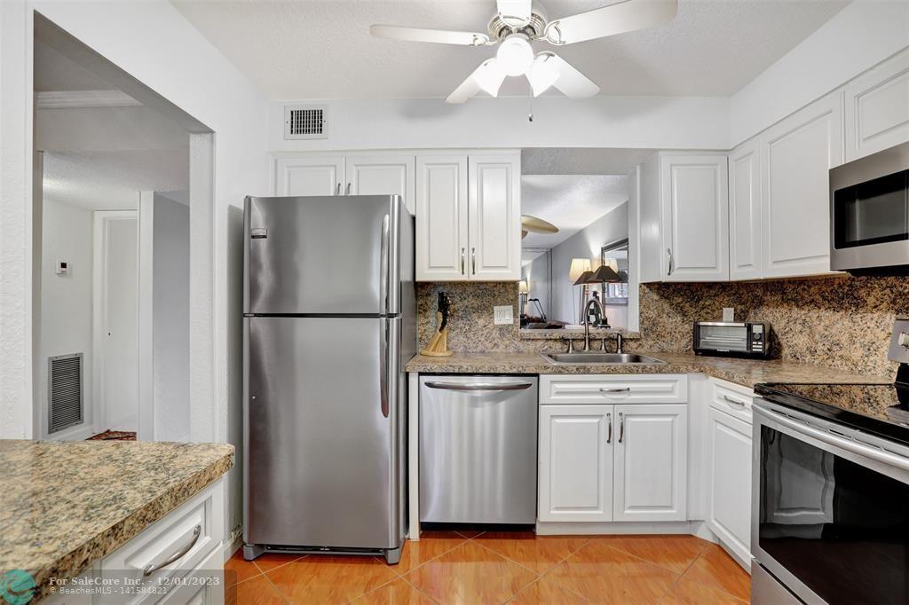 Photo of 7340 Lake Circle Dr 203 in Margate, FL