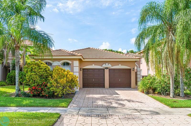 Photo of 10500 Galleria St in Wellington, FL