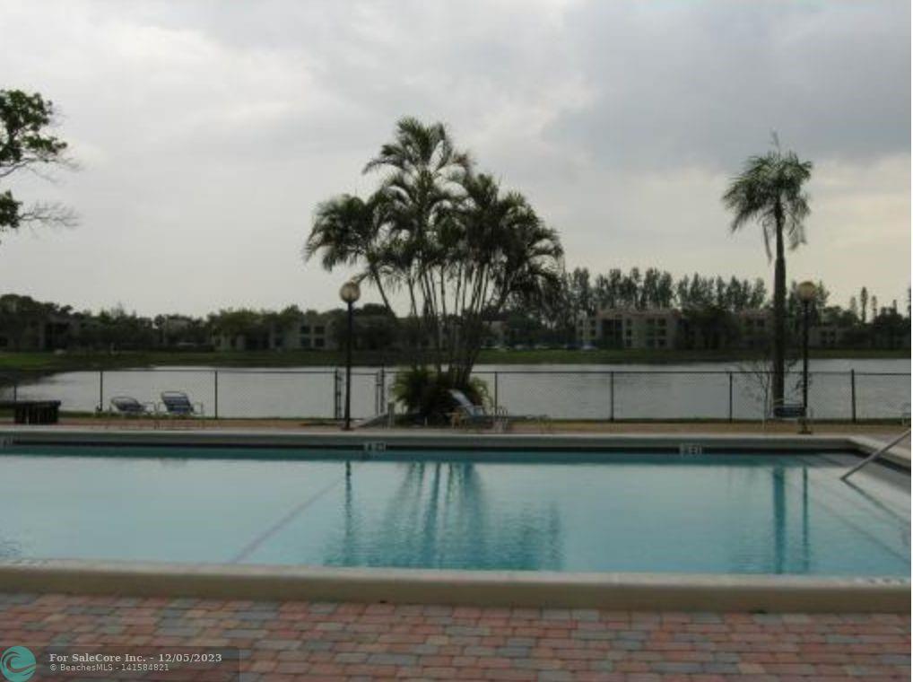 Photo of 212 Lake Pointe Dr 211 in Oakland Park, FL