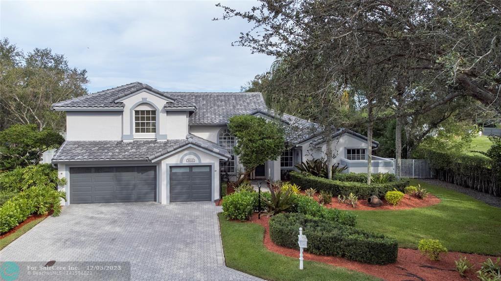 Photo of 16201 Owasco Cir in Davie, FL
