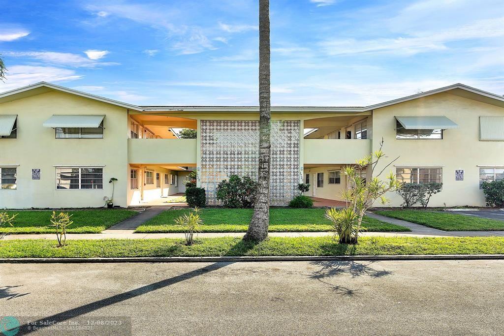 Photo of 1722 Mayo St 207 in Hollywood, FL