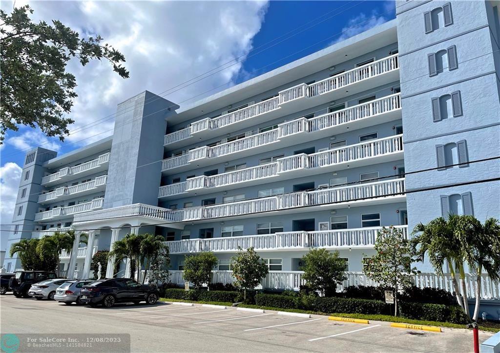 Photo of 2829 NE 33rd Ct 405 in Fort Lauderdale, FL