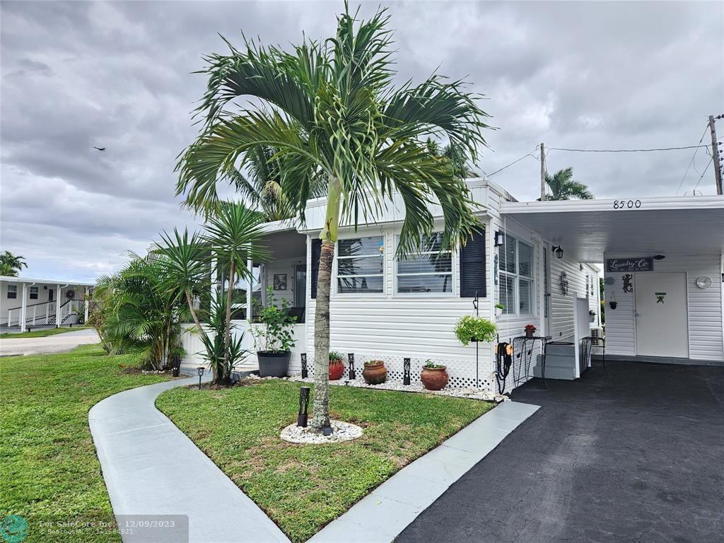 Photo of 8500 SW 18th Ct in Davie, FL