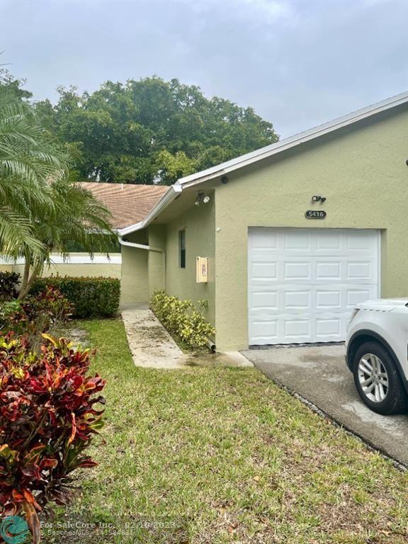 Photo of 5416 Gate Lake Rd #5416 in Tamarac, FL