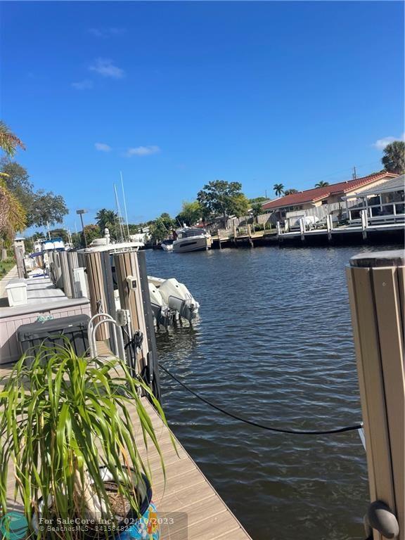 Photo of 1100 SW 12th St #212 in Fort Lauderdale, FL