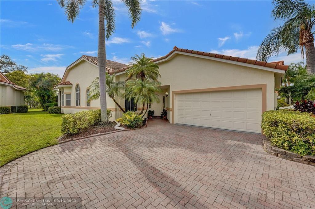 Photo of 532 W Palm Aire Dr in Pompano Beach, FL