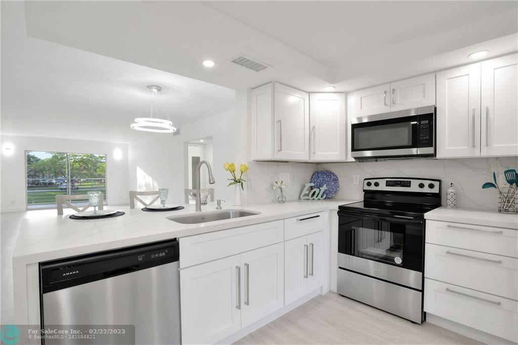Photo of 2006 Granada Dr #F2 in Coconut Creek, FL