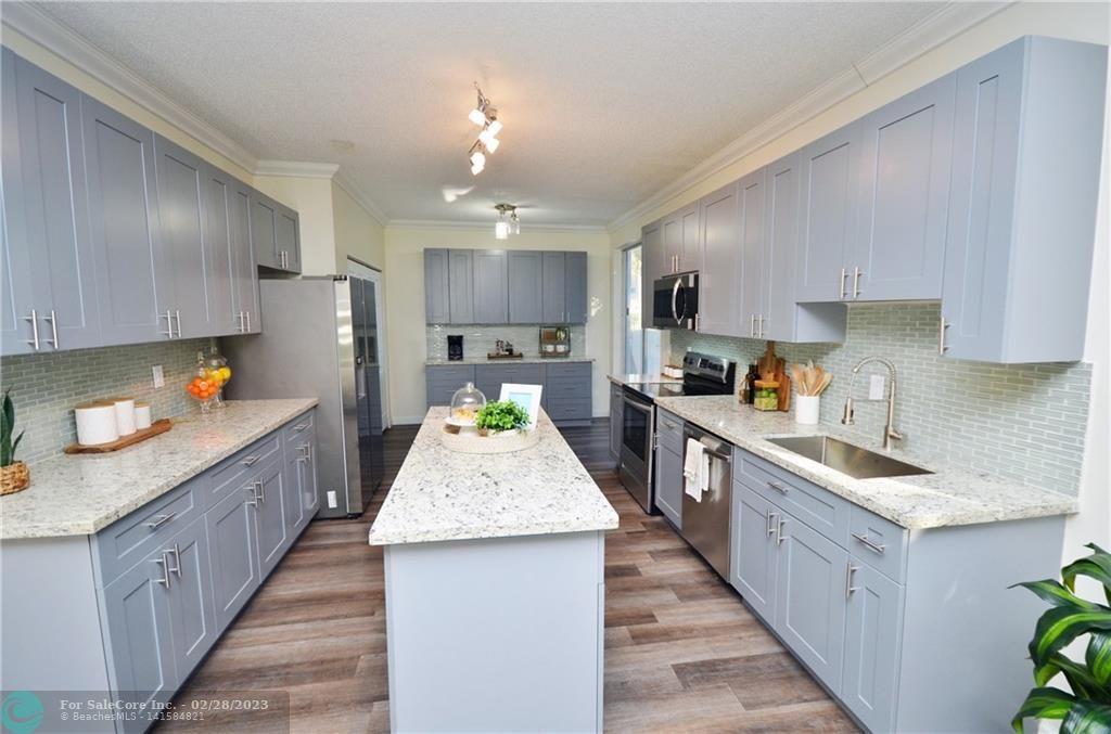 Photo of 16260 Nw 18 in Pembroke Pines, FL