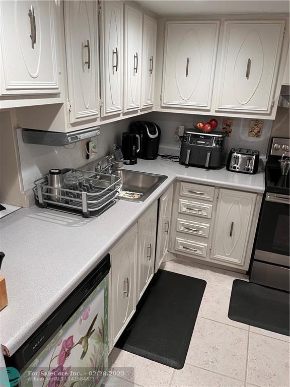 Photo of 2615 NE 1st Ct #210 in Boynton Beach, FL