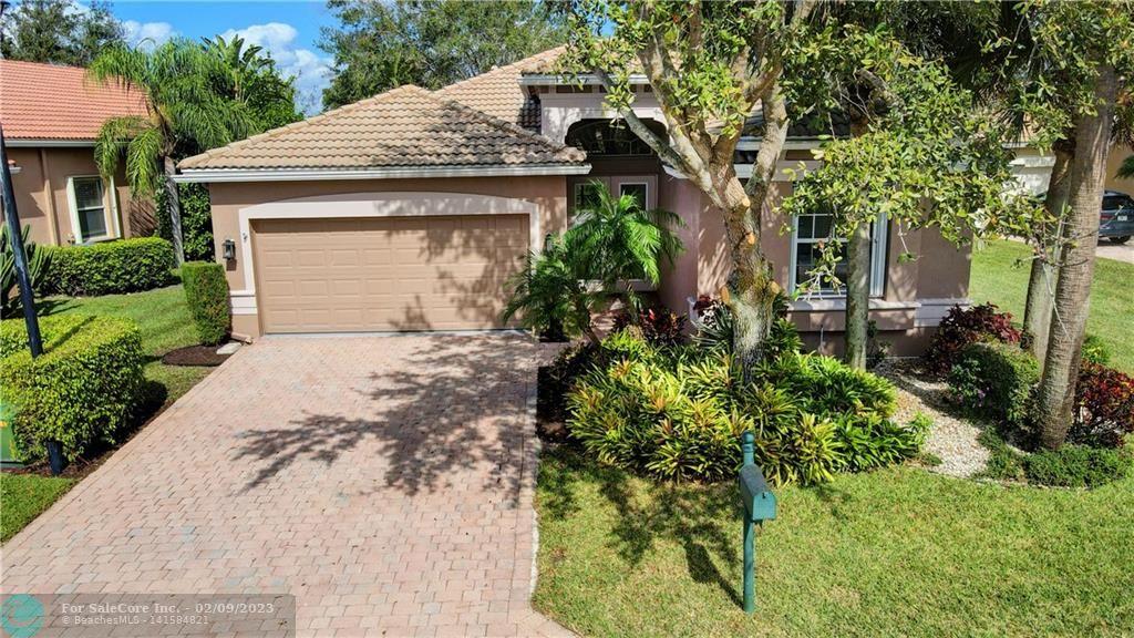 Photo of 8123 Alberti Dr in Lake Worth Beach, FL