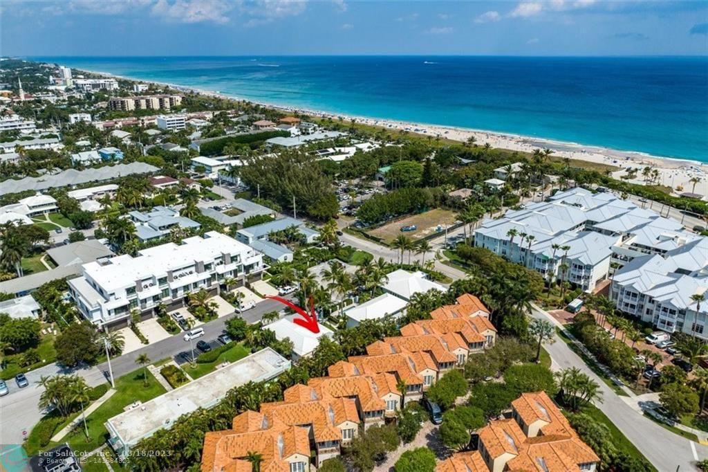Photo of 1024 Casuarina Rd #0020 in Delray Beach, FL