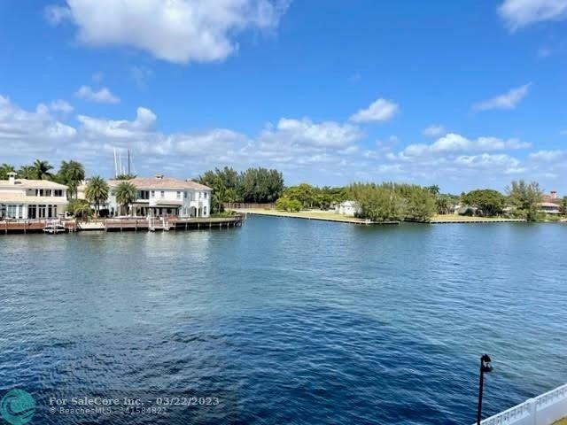 Photo of 1400 S Ocean Dr #304 in Hollywood, FL