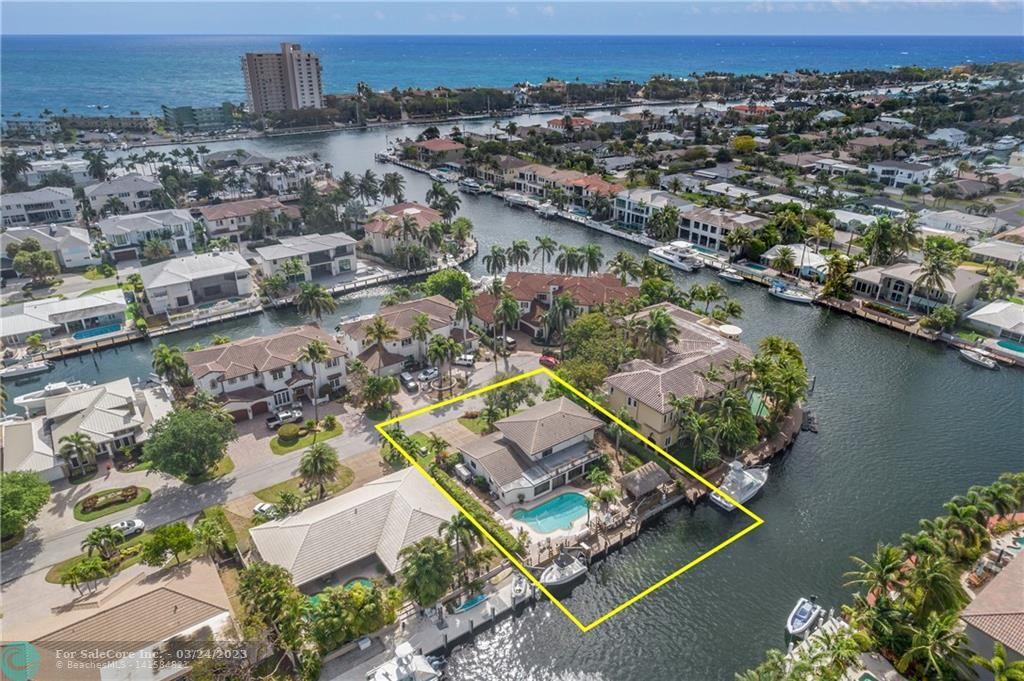 Photo of 3711 NE 29th Ave in Lighthouse Point, FL