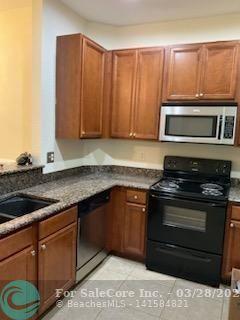 Photo of 1571 SE Wilshire Pl #101 in Stuart, FL