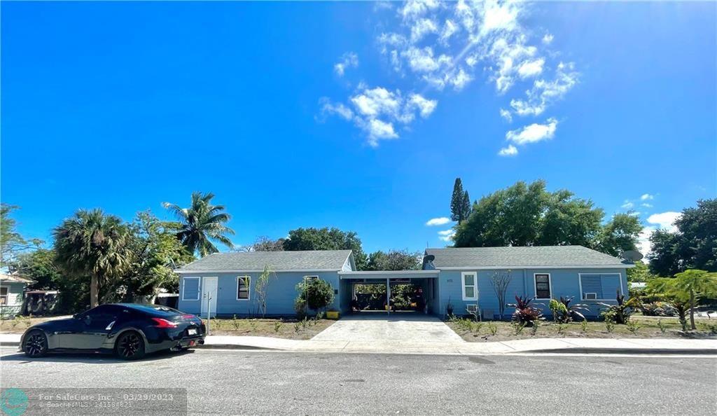 Photo of 802 S M St in Lake Worth Beach, FL