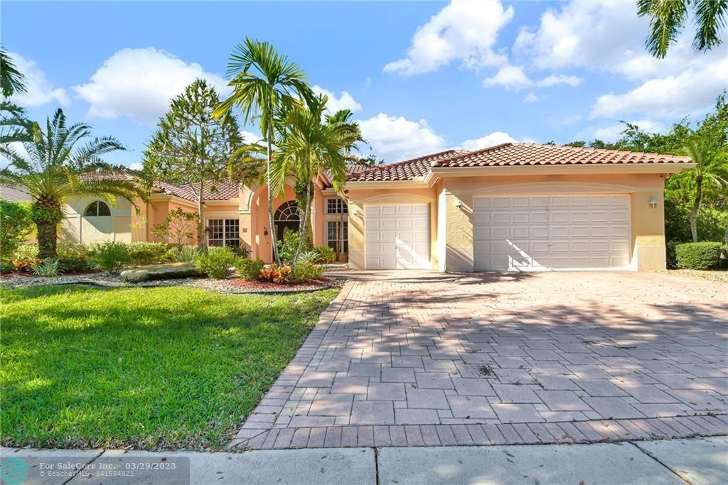 Photo of 2965 Wentworth in Weston, FL