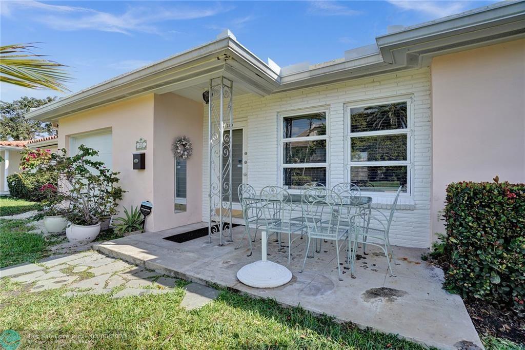 Photo of 210 S Riverside Dr in Pompano Beach, FL
