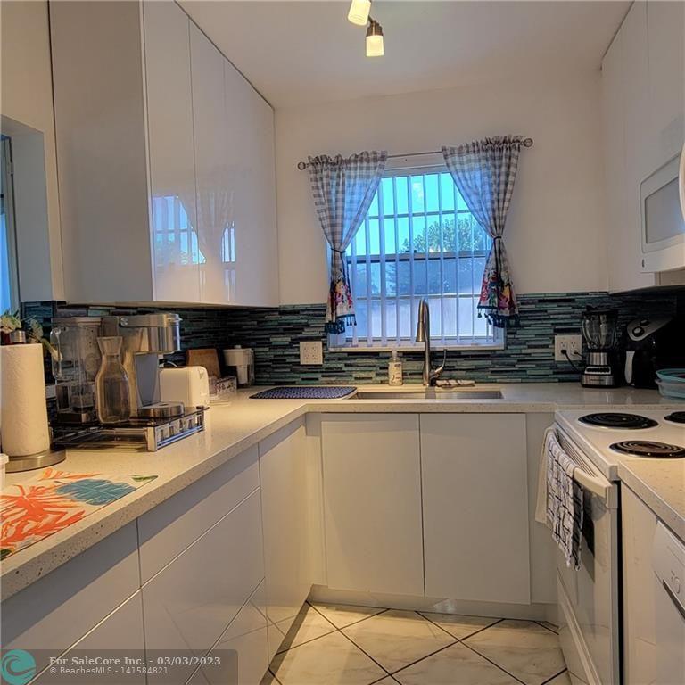 Photo of 41 Upminster B #41 in Deerfield Beach, FL